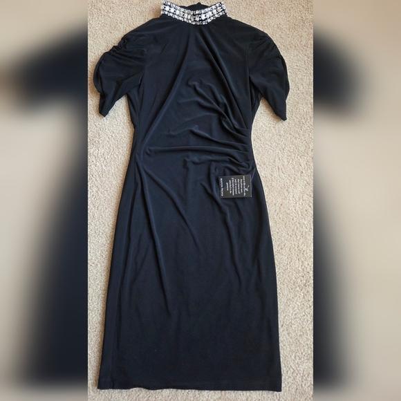 Elegant Black Dress - Picture 3 of 10